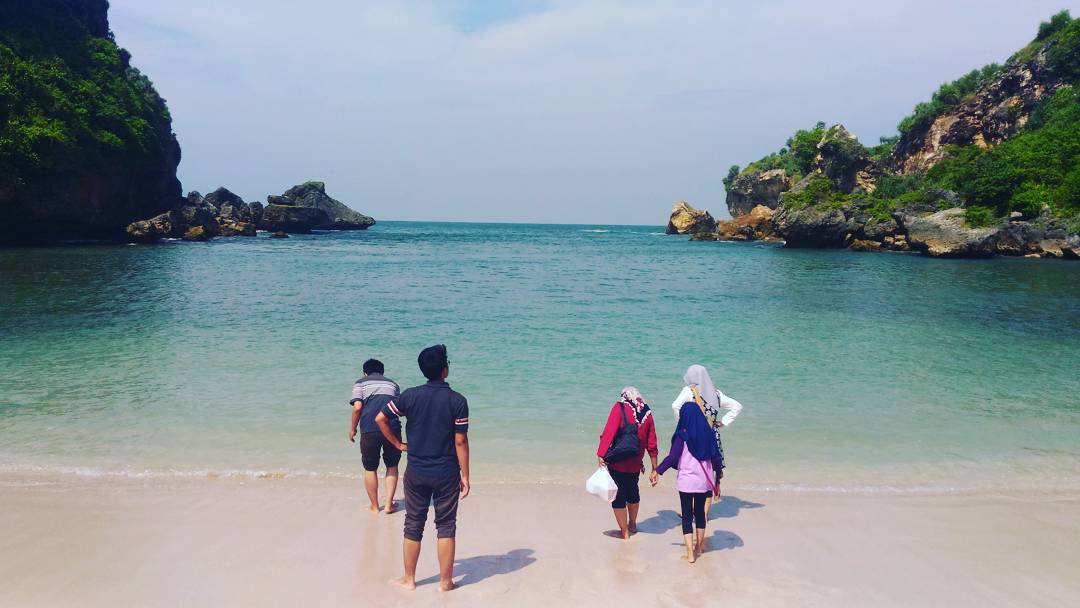 16 Pantai Terbaik Di Jogja Yang Jarang Orang Ketahui 2019