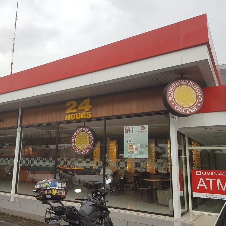 10 Cafe 24 Jam di Surabaya Paling Hits (WiFi Super Kencang) - 2019
