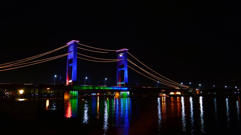 11 Fakta & Sejarah Jembatan Ampera Palembang (Terbaru)