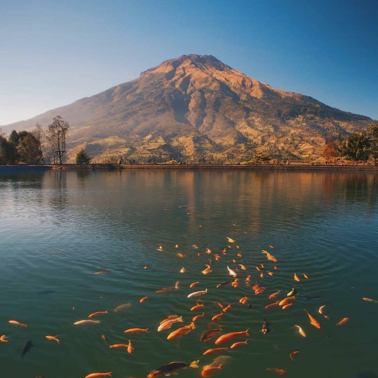 √ Ranu Kumbolo, 6 Mitos yang Masih Menjadi Misteri Pendaki