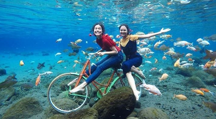 Umbul Ponggok, Wisata Underwater Selfie Paling Hits Di Klaten