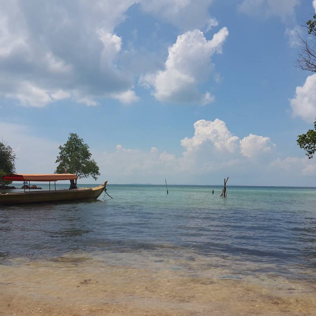 melur beach batam